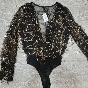 🔥Black Long-sleeve with gold sparkles bodysuit top
